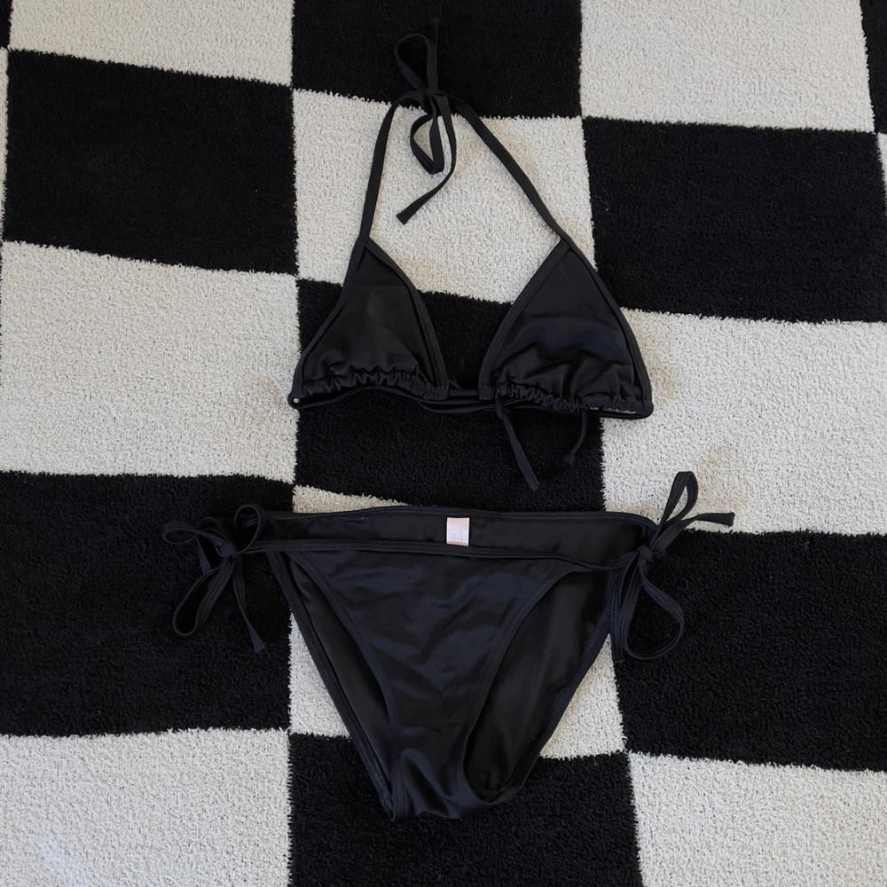 Victoria’s Secret Bikini Top & Bottoms